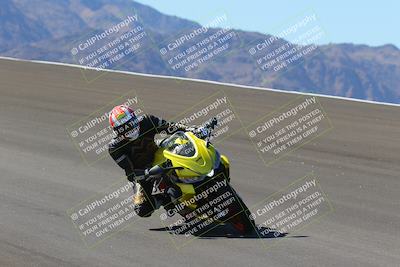 media/Oct-09-2022-SoCal Trackdays (Sun) [[95640aeeb6]]/Bowl (1015am)/